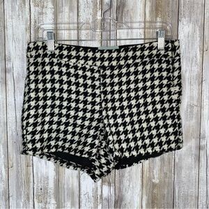 Judith March Houndstooth Shorts